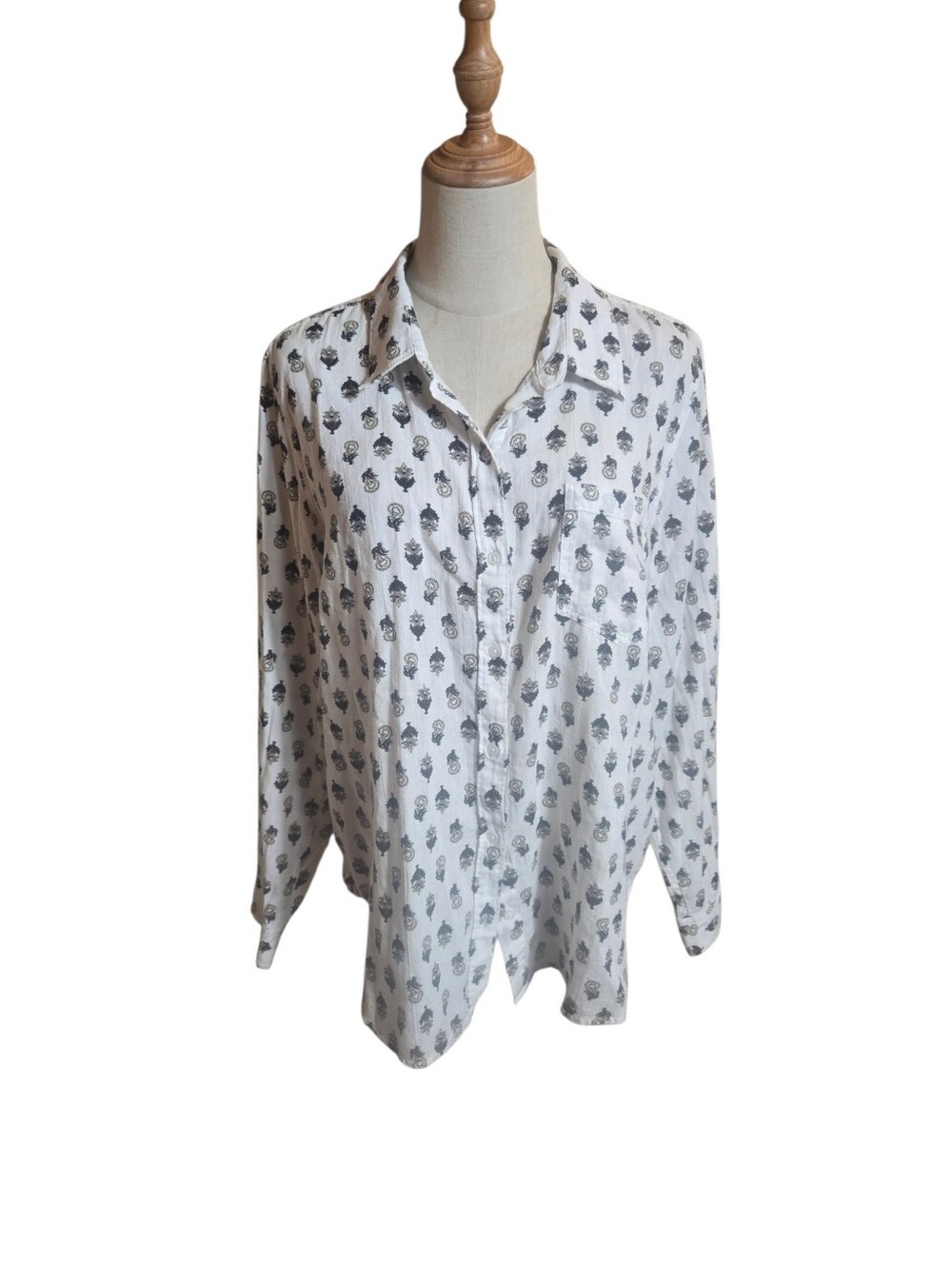 Lucky Brand Patterned White Button-Up Shirt